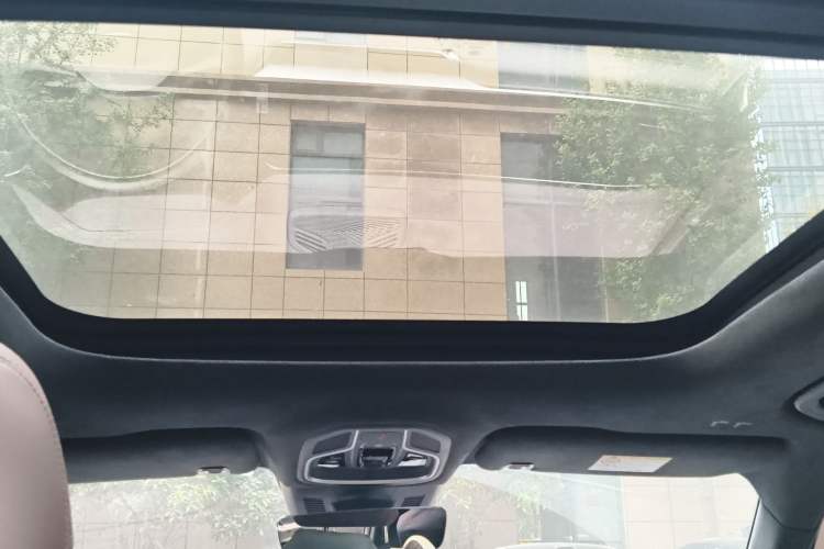 Used Geely Auto Monjaro L 2021 2.0TD DCT EVO Two-Wheel Drive Smart Luxury Version Headliner