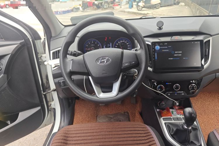 Used Hyundai ix25 2017 1.6L Manual Fashion Model