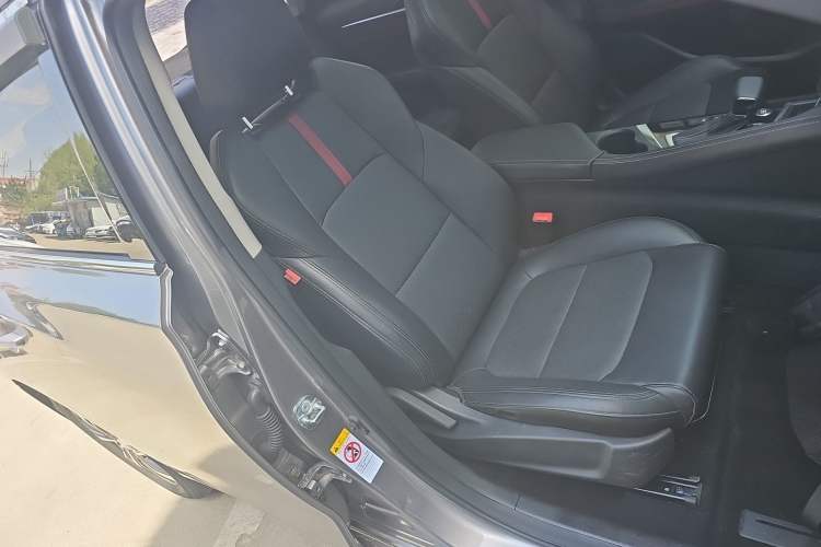 Used CHANGAN Eado 2020 PLUS Blue Whale NE 1.4T GDI DCT Prestige Model Right Front Seat