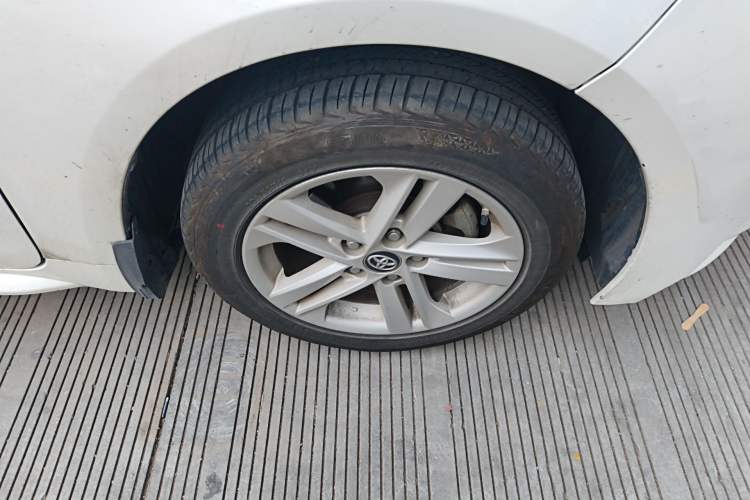 Used Toyota Levin 2019 185T CVT Luxury Edition China VI Standard Right Front Wheel Hub