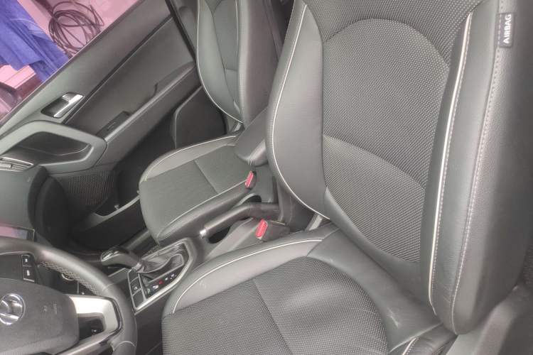 Used Hyundai ix25 2015 1.6L Automatic Two-Wheel Drive Smart GLS Trim