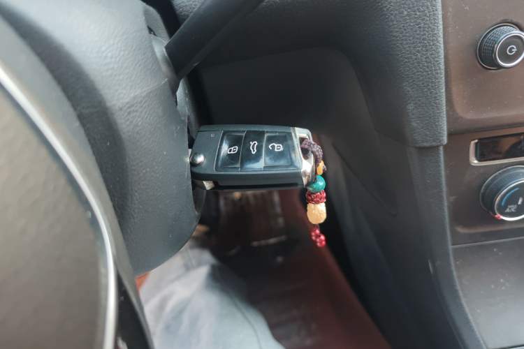 Used Volkswagen Golf 2016 230TSI Automatic Comfort Version
