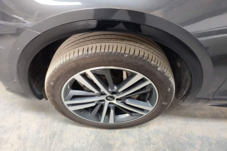 Used Audi Q5L 2022 40T Luxury Dynamic Model