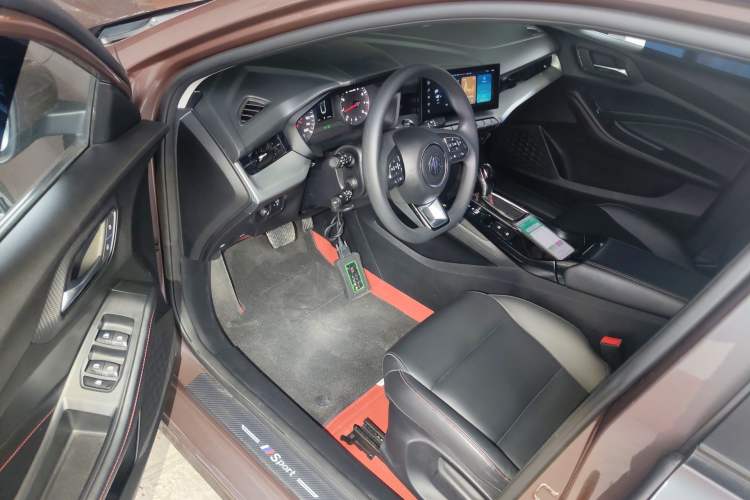 Used MG 5 2022 180 DVVT CVT Youth Style Edition Driver Seat