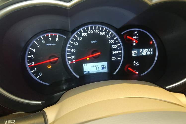 Used Nissan Quest 2015 3.5L SL Instrument Cluster