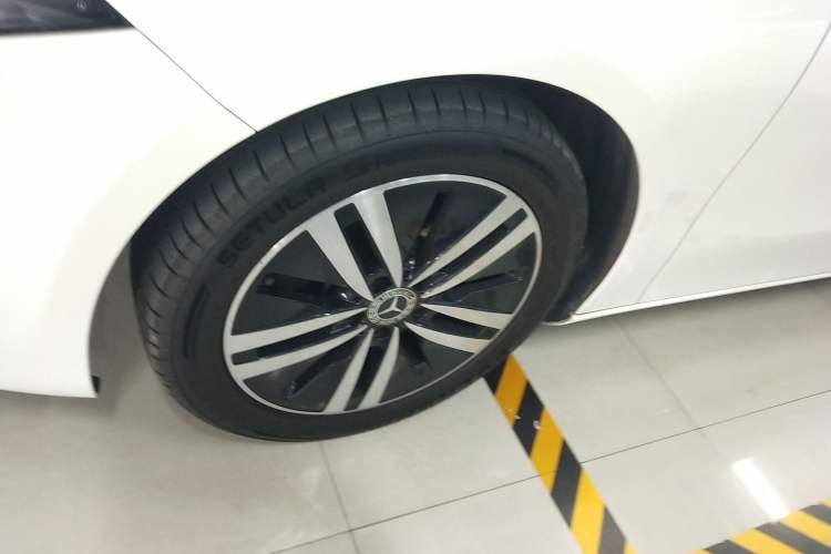 Used Mercedes-Benz A-Class 2020 A 180 Left Front Wheel Hub