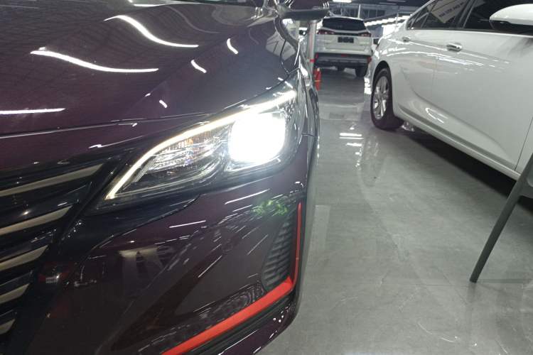 Used CHANGAN Ruicheng CC 2021 Blue Whale Edition 1.5T DCT Luxury Model Left Front Headlight