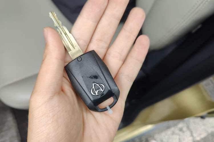 Used CHANGAN KAICHENG Ounuo S 2015 1.5L Jin Ouno Standard Model