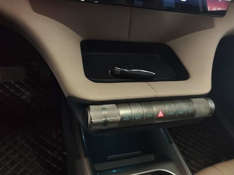 Used BYD Dolphin 2023 420 km Free Version — 13