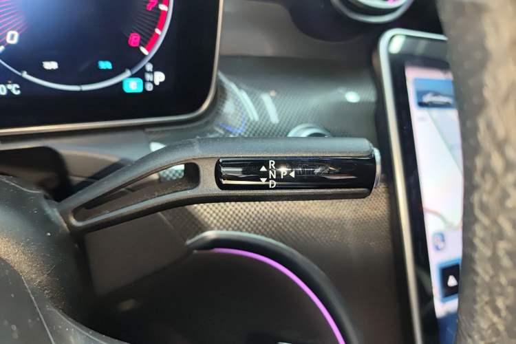 Used Mercedes-Benz C-Class 2023 C 260 L Sport Edition Gear Lever
