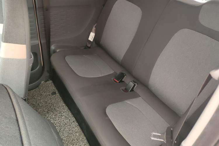 Used Wuling Hongguang MINIEV 2022 Macaron Premium Model – Lithium Iron Phosphate
