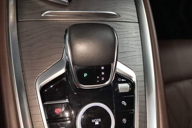 Used Chery Tiggo 8 PRO 2022 290T Two-Wheel Drive Haohan Edition 5 Seats Gear Lever