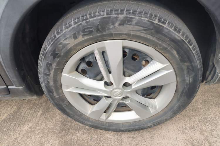 Used Nissan Kicks 2020 1.5L XE Manual Cool Edition
