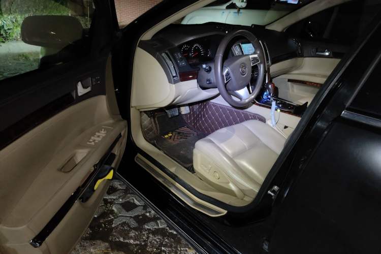 Used Cadillac SLS Seville 2011 2.0T Elite Edition Driver Seat