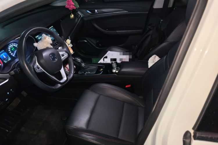 Used CHANGAN Eado 2019 Blue Whale Edition 280T GDI DCT High-Speed Model Left Front Seat