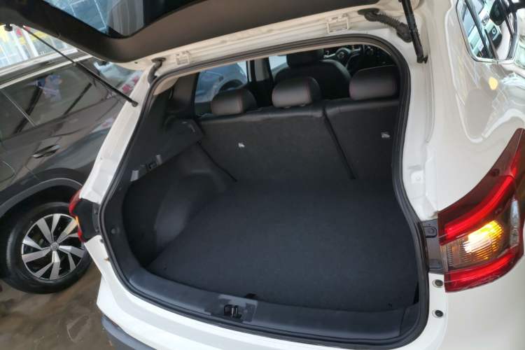 Used Nissan Qashqai 2022 2.0L CVT XV Smart Enjoyment Version Trunk