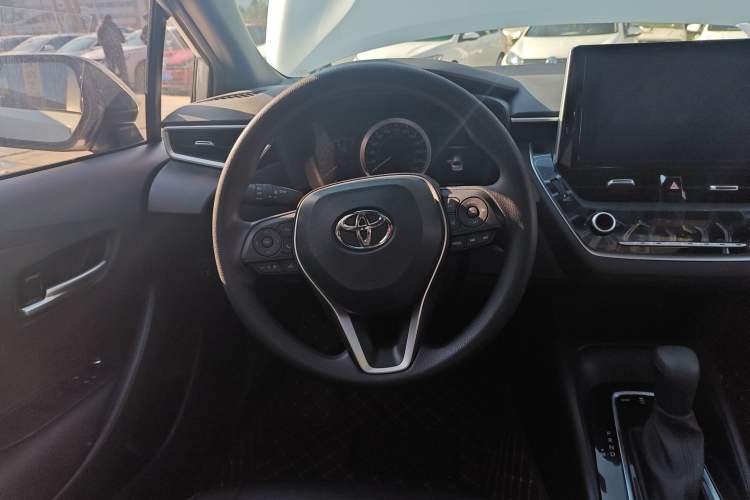 Used Toyota Levin 2019 185T CVT Luxury Edition China VI Standard
