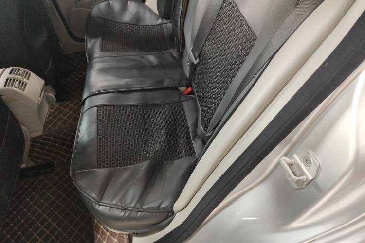 Used Mercedes-Benz C-Class 2013 C 180 Classic Grand Edition