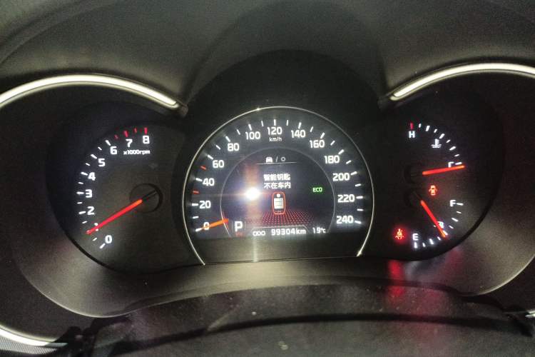 Used Kia Sorento 2013 2.4L 7-Seater Gasoline Luxury Version China IV Standard Instrument Cluster
