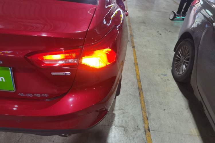 Used Ford Focus 2019 Sedan EcoBoost 180 Automatic Trend Edition