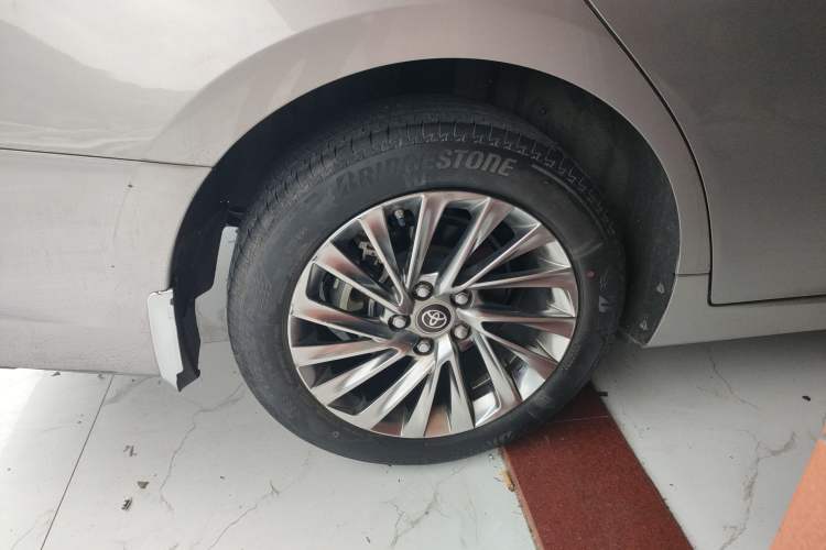 Used Toyota Avalon 2019 2.0L Luxury Edition China VI Standard
