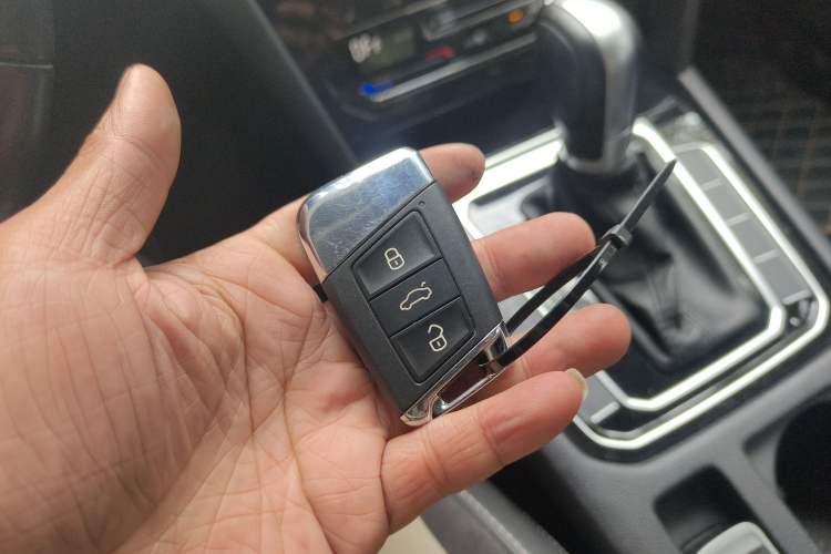 Used Volkswagen Magotan 2020 330TSI DSG Leading Model
