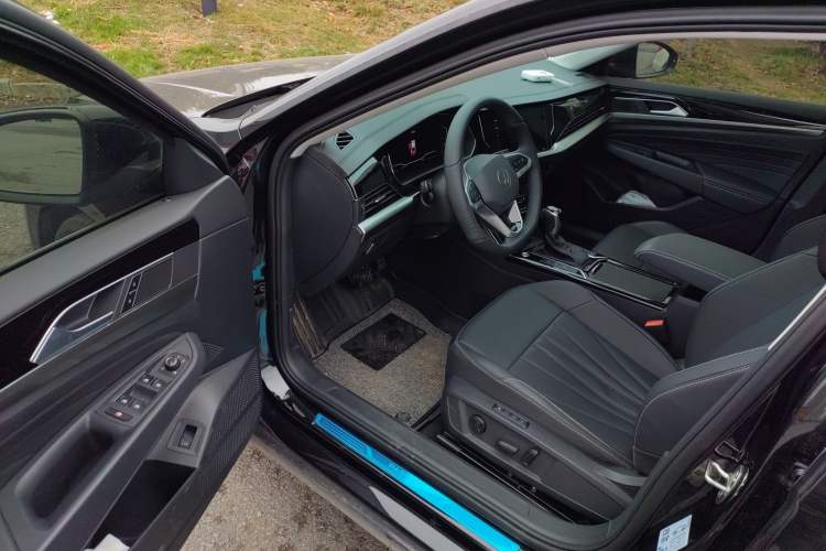 Used Volkswagen Passat 2025 Outstanding Model 380TSI Starry Dragon Edition