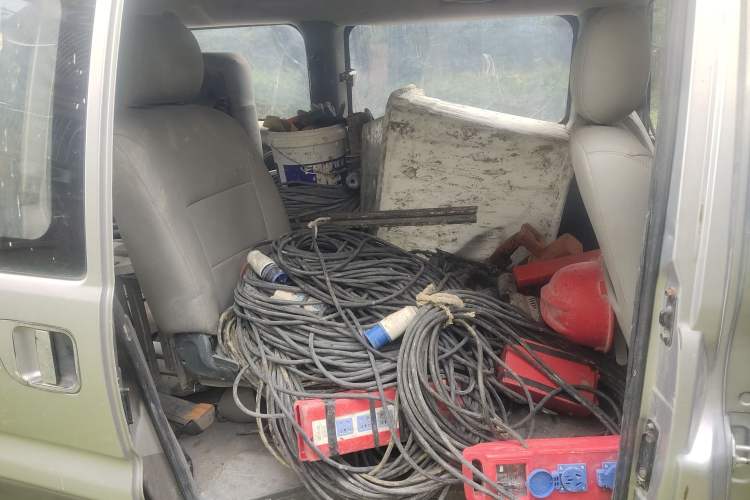 Used FORTHING Lingzhi 2014 M5 Q3 2.0L 7-seat Long-Wheelbase Comfort Version