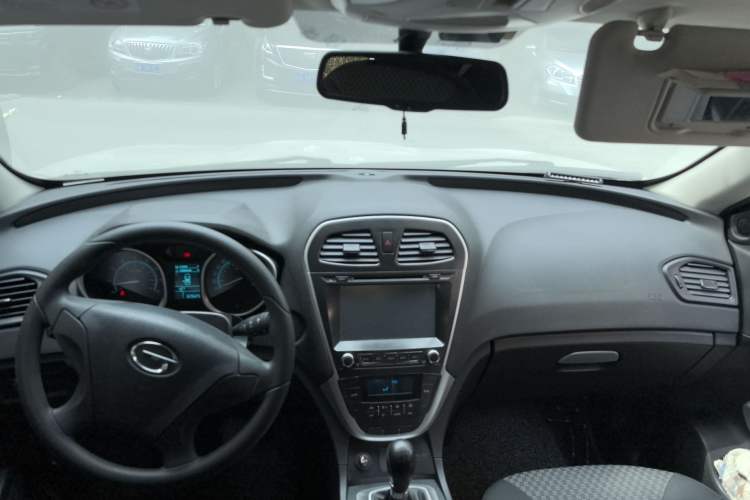 Used GAC Trumpchi GS5 2012 2.0L Manual Two-Wheel Drive Comfort Edition
