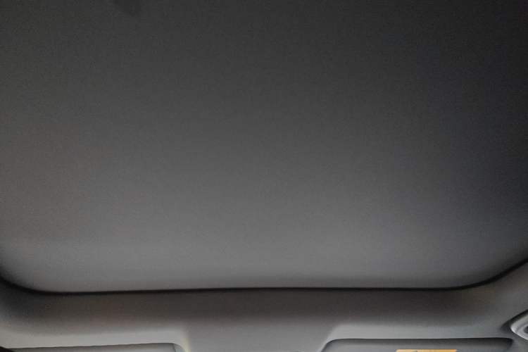 Used Changan UNI-V 2022 1.5T Prestige Version
