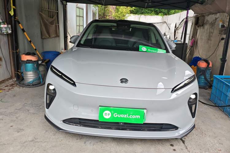 Used Nio ET5 2022 75 kWh Front