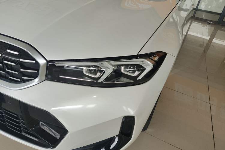 Used BMW 3 Series 2024 325Li M Sport Package Left Front Headlight