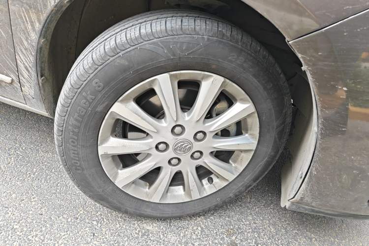 Used Buick GL8 2013 3.0L GT Luxury Business Haoya Edition
