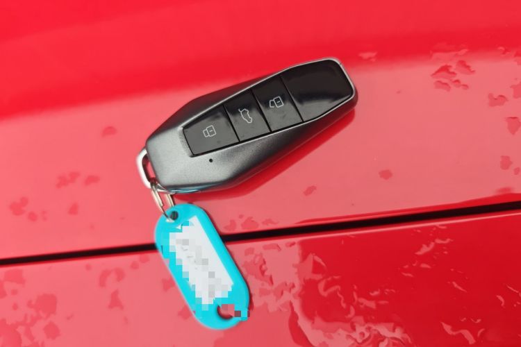 Used iCAR 03T 2024 501km Four-wheel Drive Long-Range Version Vehicle Key