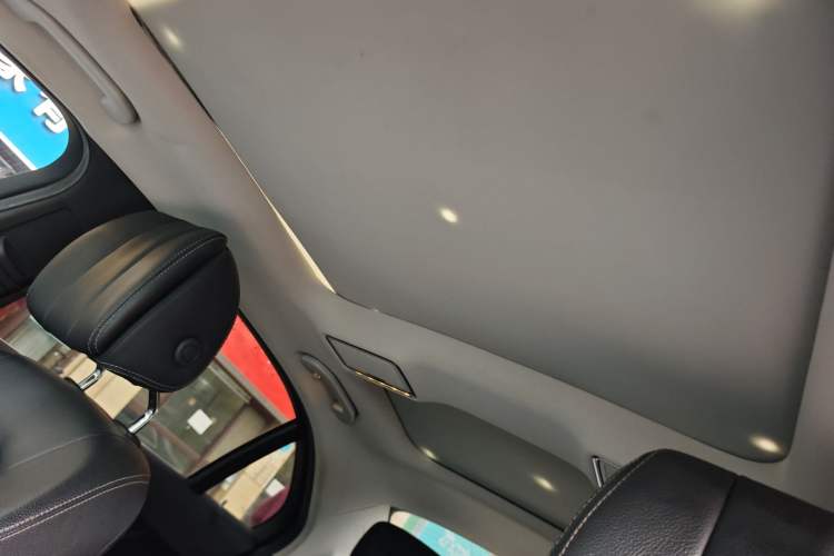 Used Mercedes-Benz C-Class 2018 C 200 L Sport Edition Headliner