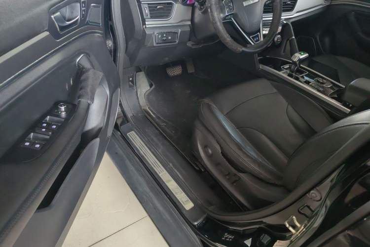 Used Haval H6 2018 Blue Label Sport Edition 1.5T Automatic Two-Wheel Drive Elite Model Driver Seat