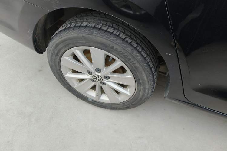 Used Volkswagen Jetta 2015 1.6L Manual Comfort Model