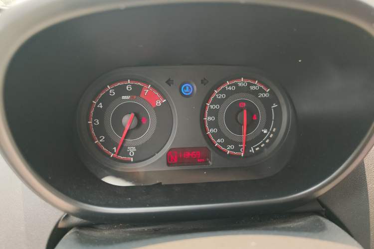 Used MG 3 2016 1.3L AMT Comfort Edition Instrument Cluster