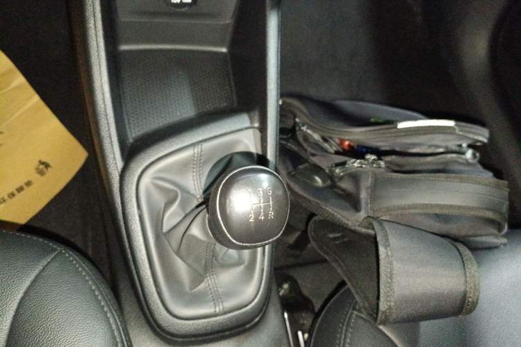 Used Hyundai Verna (older generation) 2017 1.4L Manual Refreshed Version China V Standard
