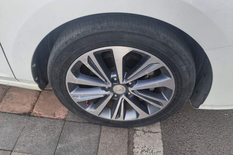 Used CHANGAN Raeton CC 2018 1.5T Automatic Haoya Model China V Standard Right Front Wheel Hub
