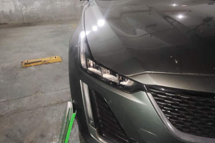 Used Cadillac CT5 2023 28T Luxury Edition (Standard Version) Right Front Headlight