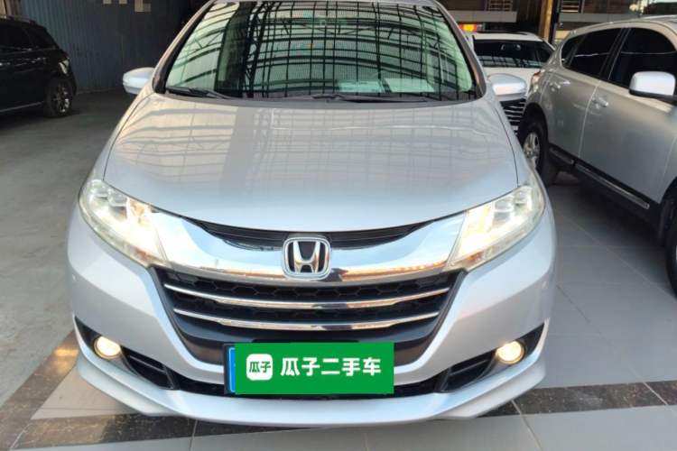 Used Honda Odyssey 2015 Updated Version 2.4L Smart Edition

