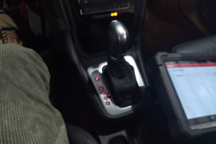 Used Volkswagen Sharan 2013 1.8TSI Comfort Model
