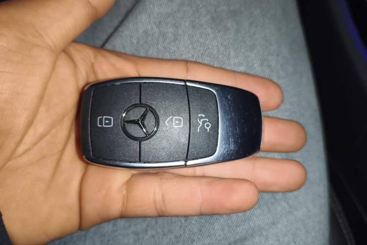 Used Mercedes-Benz C-Class 2021 C 200 L Fashion Edition Sport Version Vehicle Key