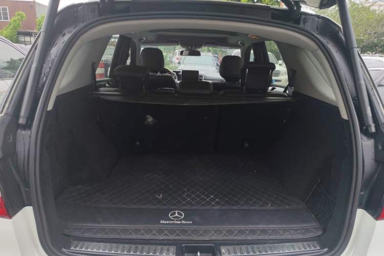 Used Mercedes-Benz M-Class 2014 ML 400 4MATIC Dynamic Model
