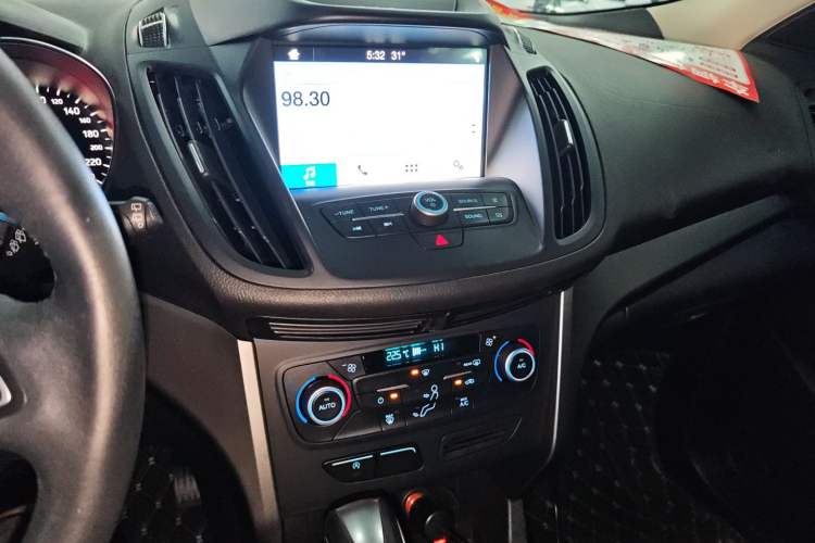 Used Ford Kuga 2019 EcoBoost 180 Two-Wheel-Drive Platinum Edition China VI Standard
