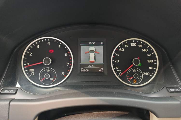 Used Volkswagen Tiguan L 2013 2.0 TSI Automatic All-Wheel-Drive Flagship Edition