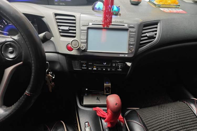 Used Honda Civic 2013 10th Anniversary 1.8L Automatic Luxury Edition
