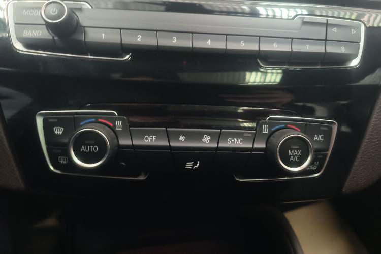 Used BMW X1 2022 sDrive25Li Leading Model
