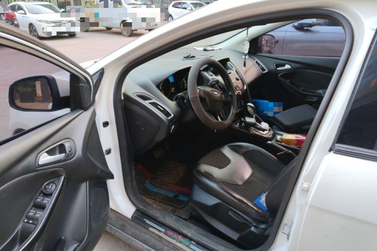 Used Ford Focus 2015 Sedan 1.6L Automatic Trend Model
